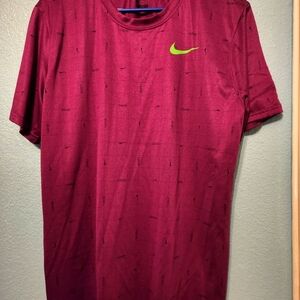 Nike Red Short Sleeve Tee Athletic Performance